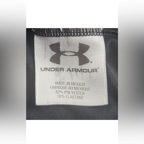 Under Armour Juniors Black
HeatGear Tech V Neck Short Sleeve Shirt NIB Top Lg - Picture 9 of 14